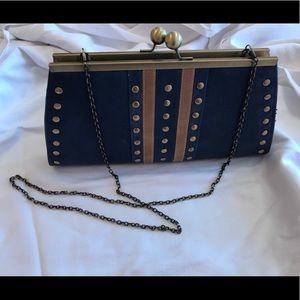 Black and tan ladies clutch